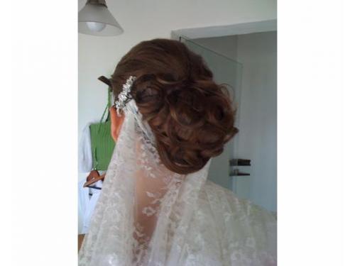 Peinado para novia con velo