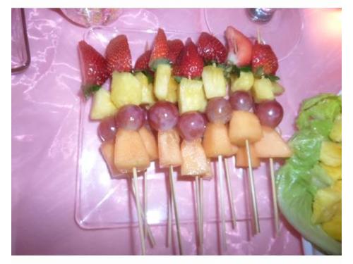 Brocheta de frutas