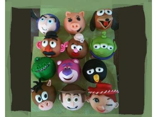 Cupcakes de diferentes personajes