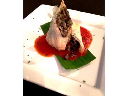 Platillos espectacularmente decorados