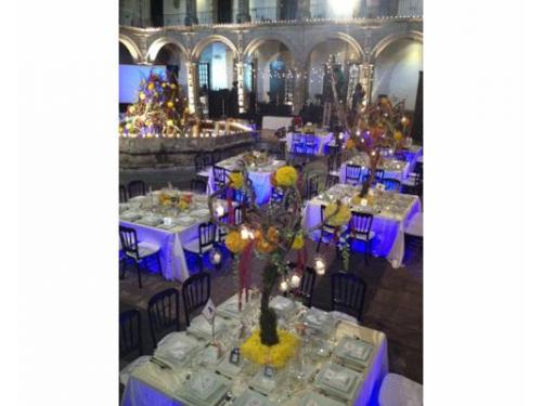 Iluminación en mesas