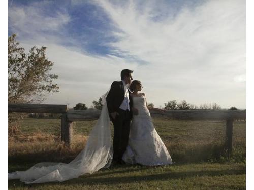 Pareja al aire libre