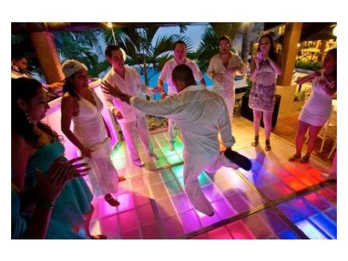 Pista de baile iluminada