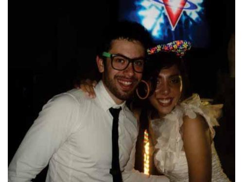 Invitados con sombreros