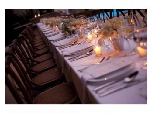 Decoración con velas y flores