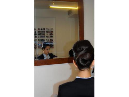 Peinado y maquillaje