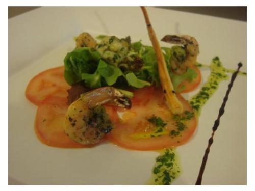 Carpaccio de jitomate y camarón
