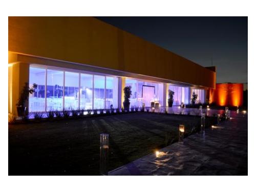 Vista exterior de torreza eventos