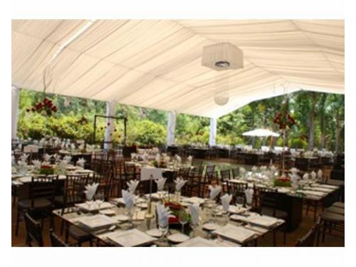 Original decoración en el jardín