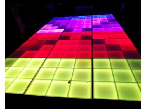 Pista de baile 100% iluminada