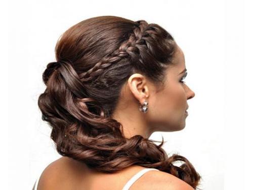 Trenzas perfectas en peinado para novias