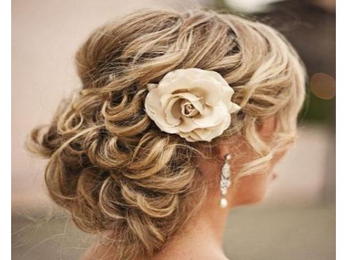 Peinado con orquídeas, naturales