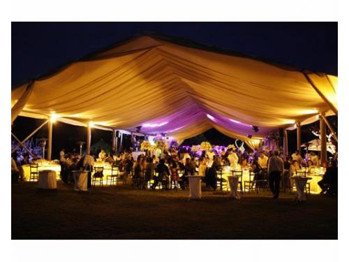 Carpa para proteger a tus invitados