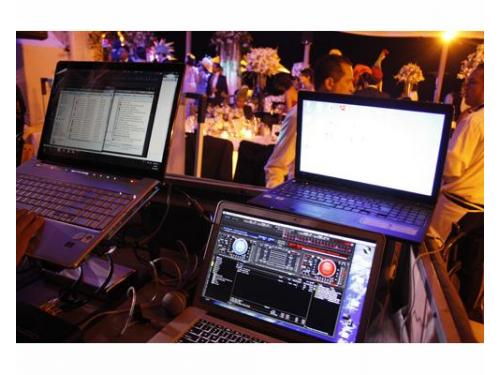 Equipo de dj profesional