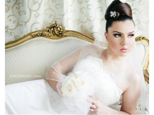 Peinado y maquillaje