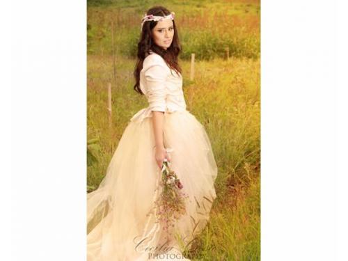 Peinado con cabello suelto