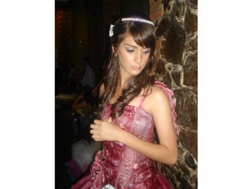 Peinados y maquillaje