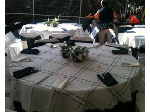 Mantelería de cuadros