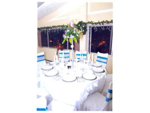 Varios colores en mantelería