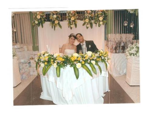 Mesa de novios decorada