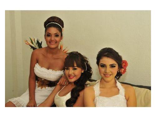 Peinado y maquillaje para tu novia