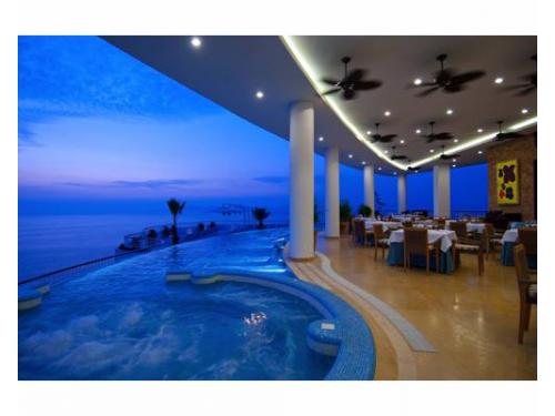 Disfruta de sus instalaciones