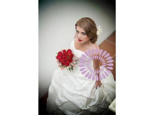 Peinado vintage
visita: www.parkavenuenovias.com