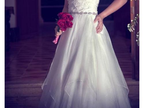 Detalle del vestido de novia