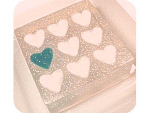 Jabón artesanal algo azul