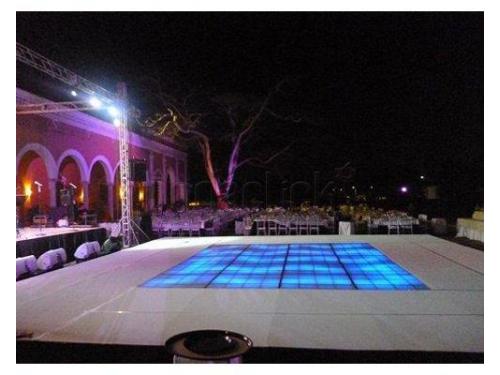 Pista combinada y escenario de grupo