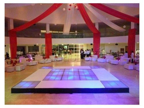 Vista de montaje de la pista de baile