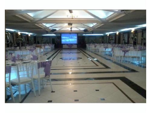 Montaje con amplia pista de baile