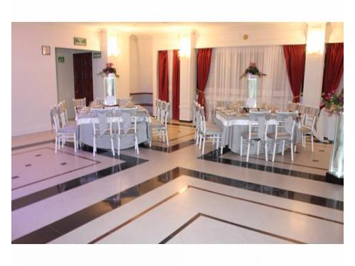 Iluminación perfecta en mesas