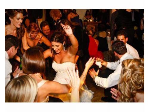 Celebra tu boda con class show