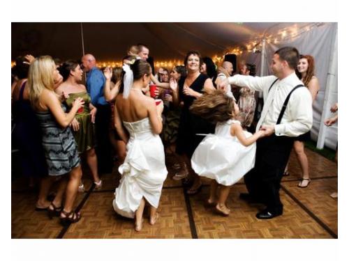 Tus invitados bailarán en todo momento