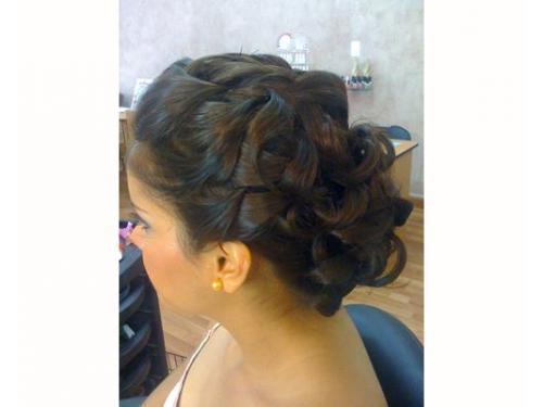 Peinado recogido ondulado