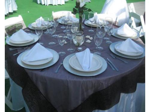 Delicado decorado para mesas de bodas