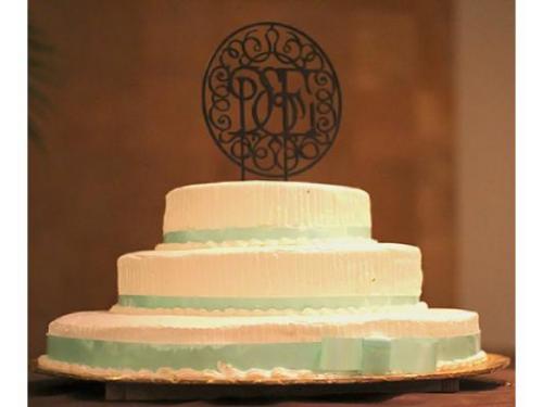 Top de monograma para pastel
