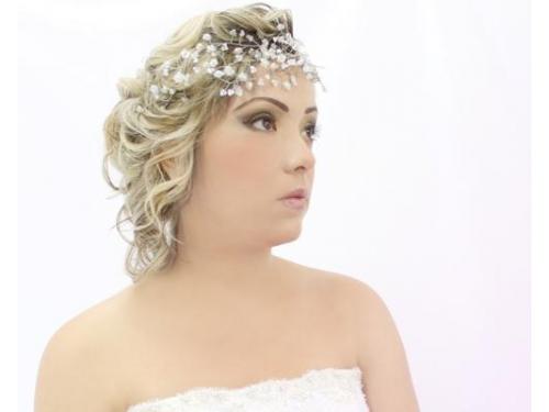 Maquillaje y peinado para novias