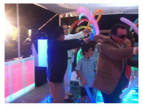 Baile con globos