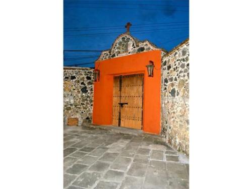 Entrada a la capilla