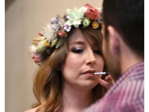 Retocando a la novia