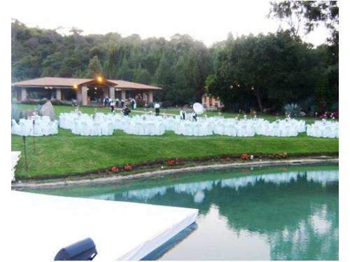 Iluminación y decoración personalizada para tu boda