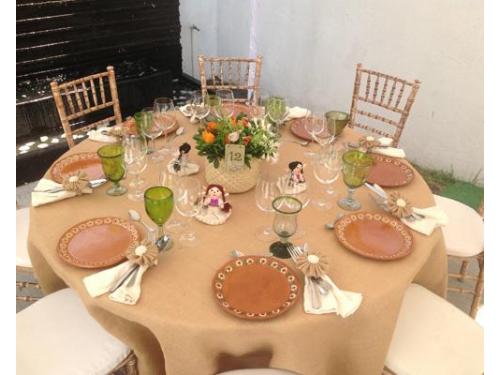 Montaje en mesa redonda