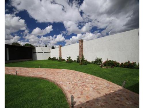 Extenso e increíble