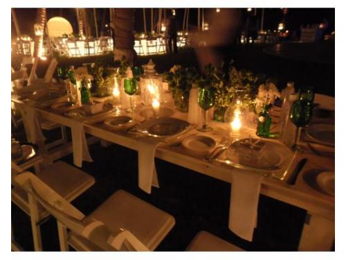 Montaje iluminado con velas