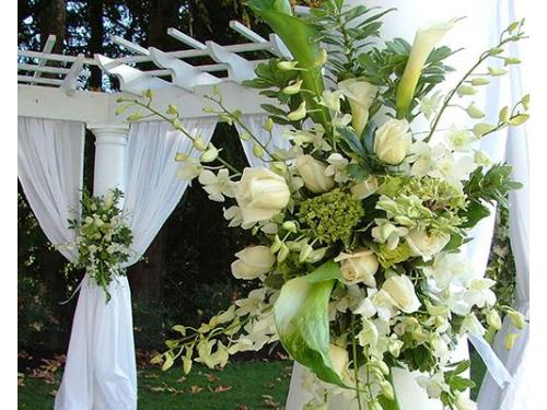 Flores naturales y de temporada.