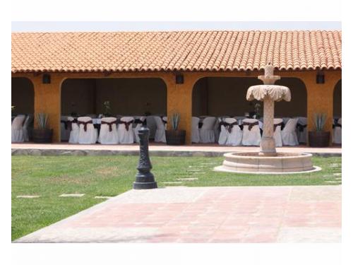 Fuente con montaje de fondo