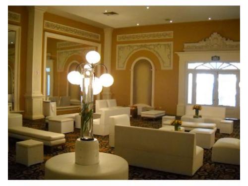 Excelente mobiliario y decoración