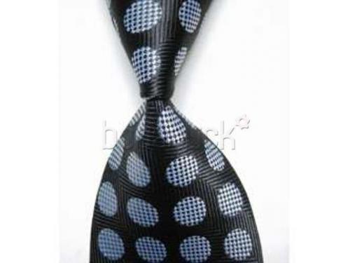Corbata con lunares